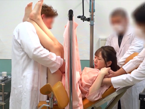 Những gã bác sĩ biến thái lợi dụng tình dục em gái xinh Hikari Aozora